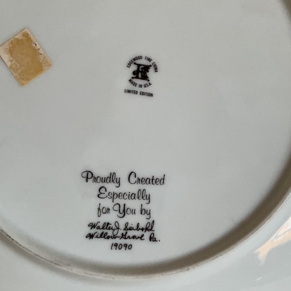 Philadelphia Collector Plate by Walter Seibold - Picture 3 of 4